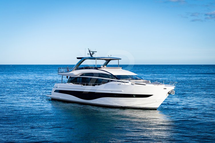 Espresso 2 yacht exterior 2