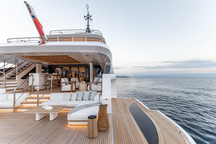 Asani yacht exterior 39