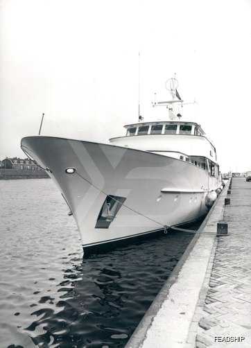 Odalisque yacht exterior 4