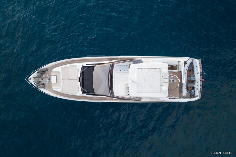 Juniper II yacht exterior 3