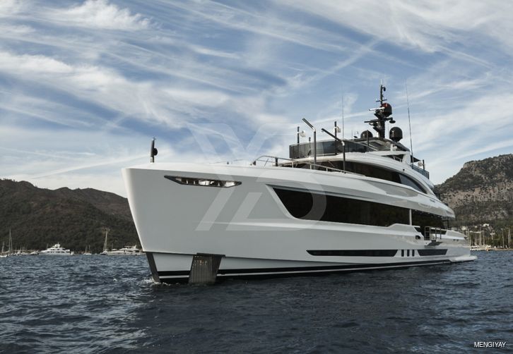 B.A.L.M.Y. yacht exterior 43