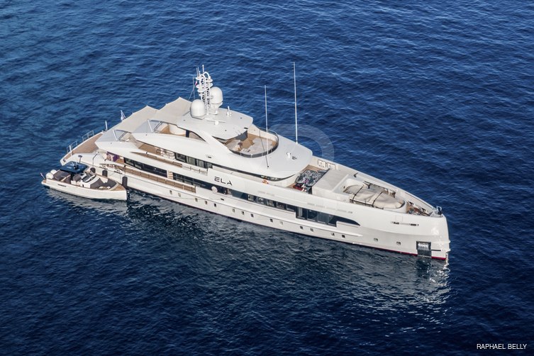 Ela yacht exterior 40