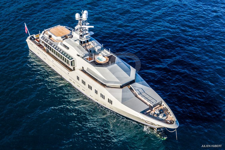 Skat yacht exterior 25