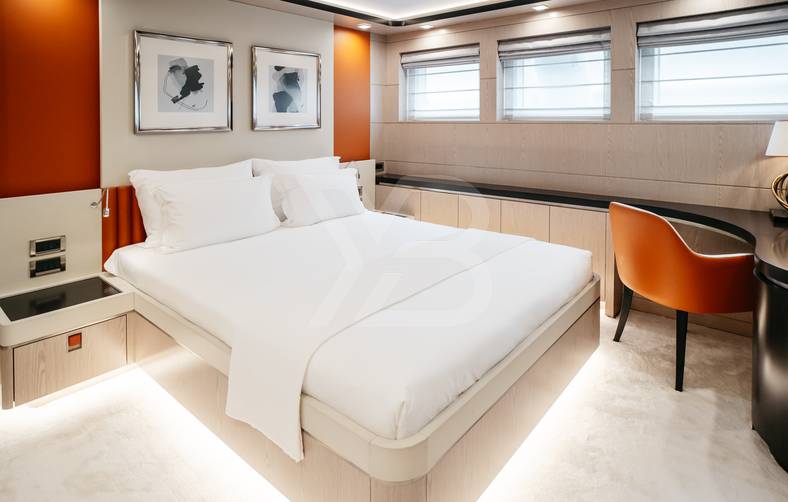 Heeus yacht interior 20