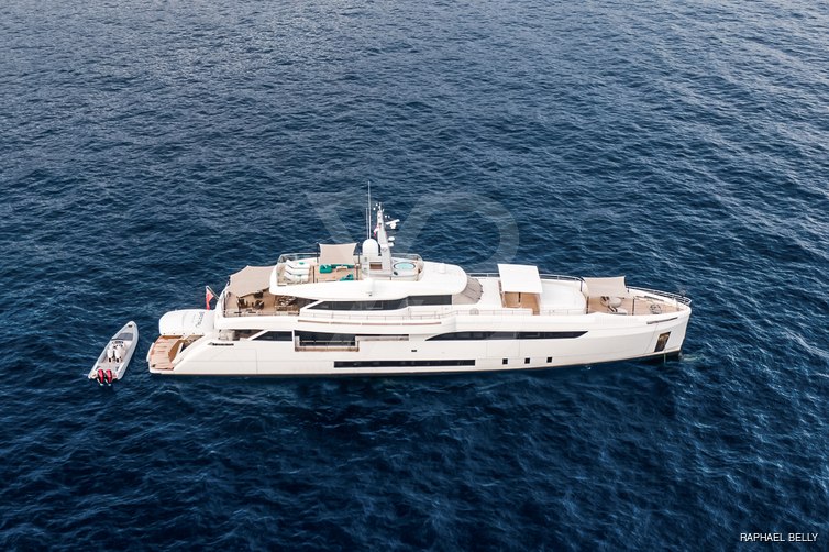 Bartali yacht exterior 12