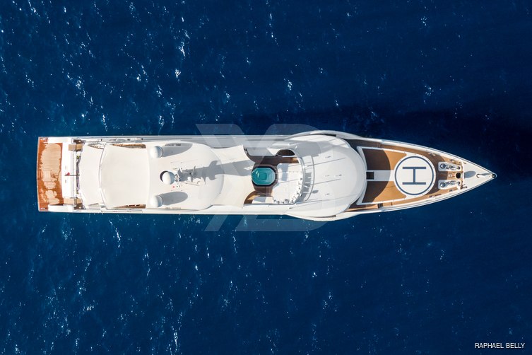 Madame Kate yacht exterior 10