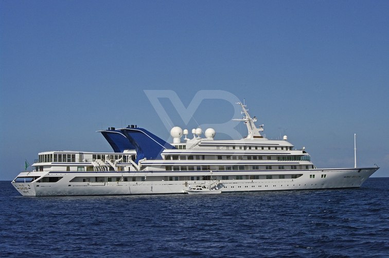 Prince Abdul Aziz yacht exterior 7