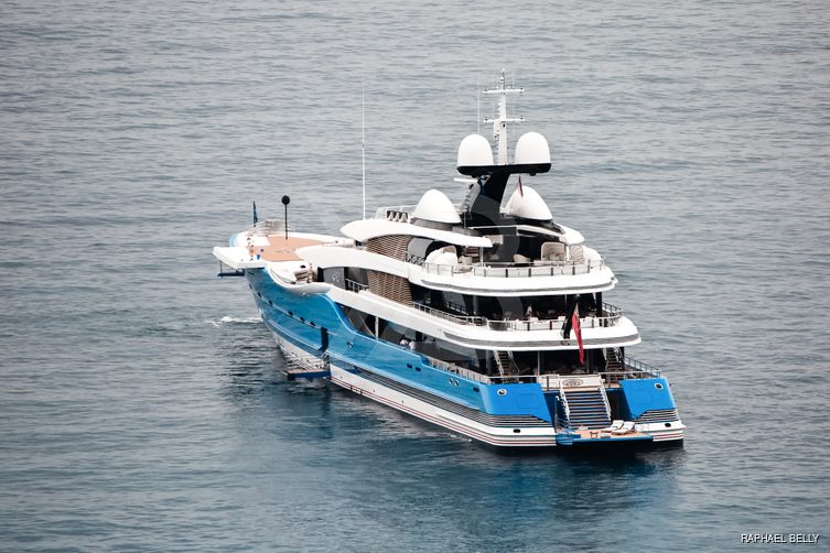 Madame Gu yacht exterior 27