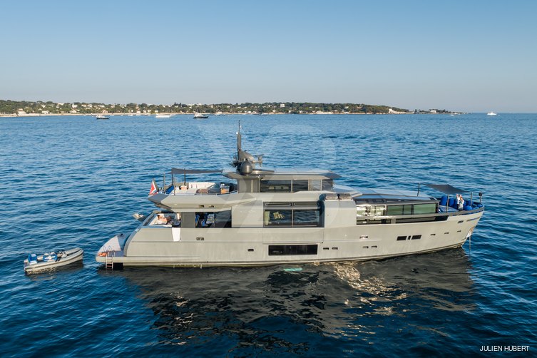 Sea Coral II yacht exterior 8