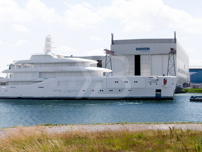 Amels 8004 yacht exterior 5