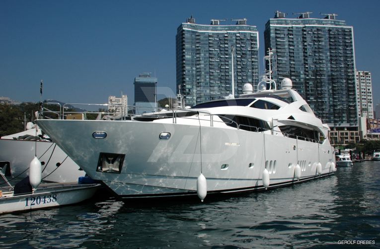 King of Oil yacht exterior 4