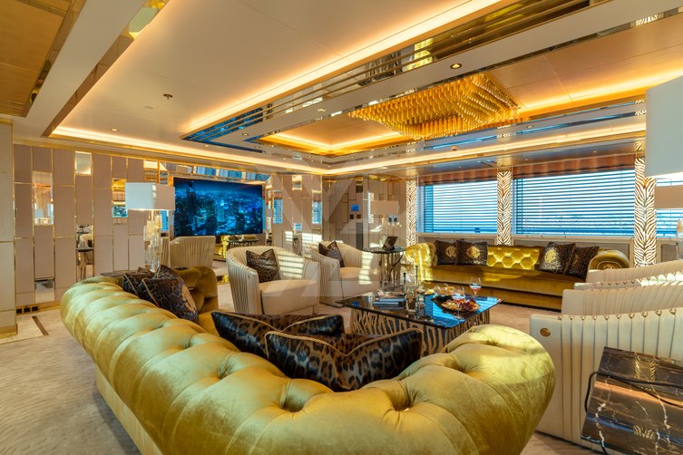 Leona yacht interior 12