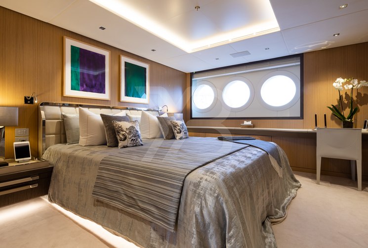 Artisan yacht interior 143