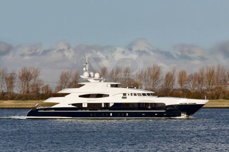 South yacht exterior 3