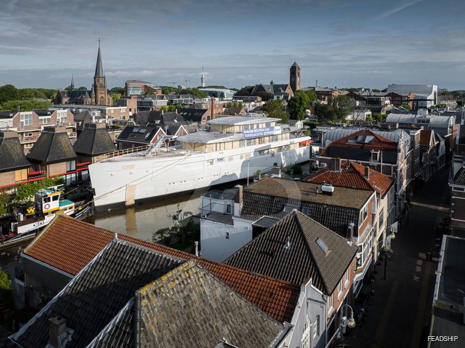 Les Cinq yacht exterior 28