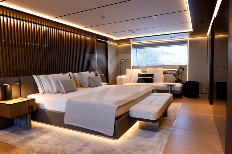 Bel1 yacht interior 8
