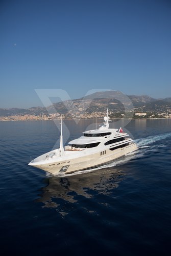 Seakid II yacht exterior 43