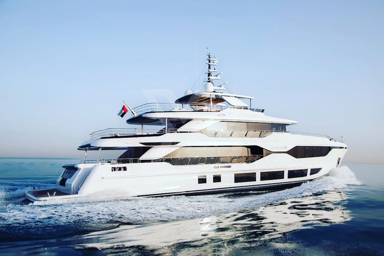 Rocket ONE yacht exterior 17