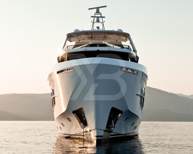 Gioia yacht exterior 3