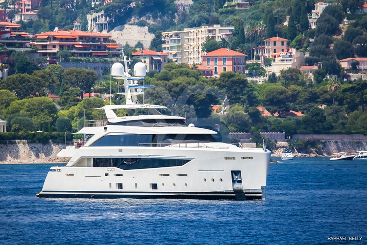 Marquise yacht exterior 7