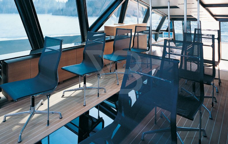 Galeocerdo yacht interior 11