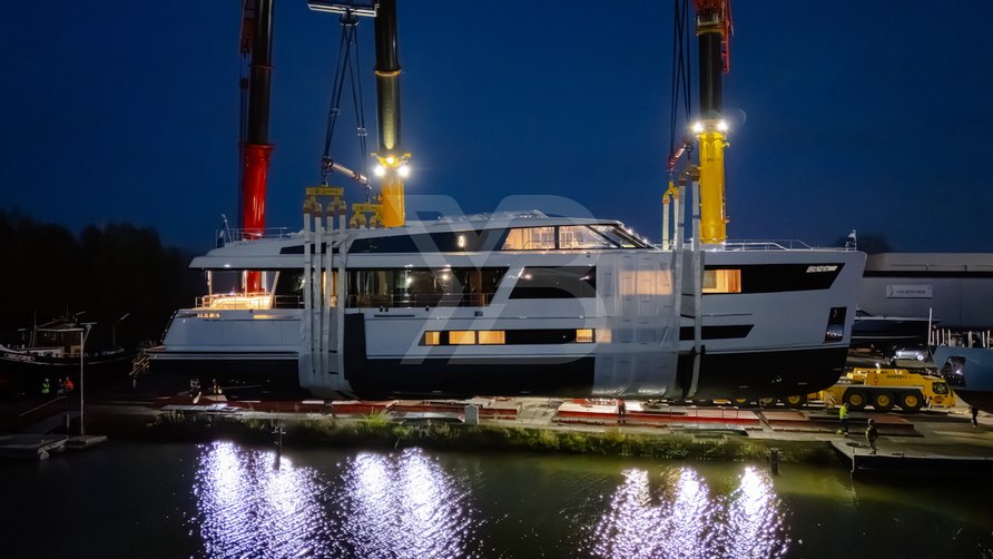 Jangada yacht exterior 4