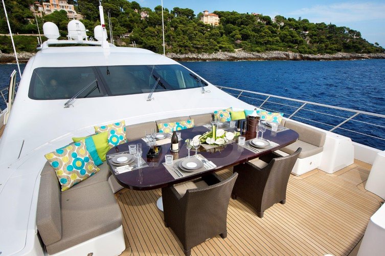 Bouba yacht exterior 4