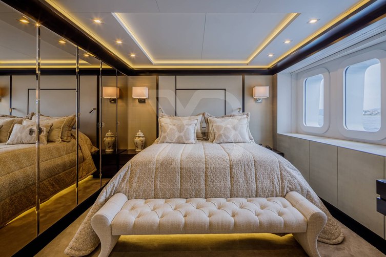 Lady Vera yacht interior 37