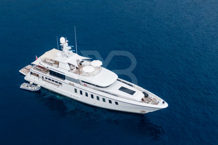 Bella yacht exterior 8