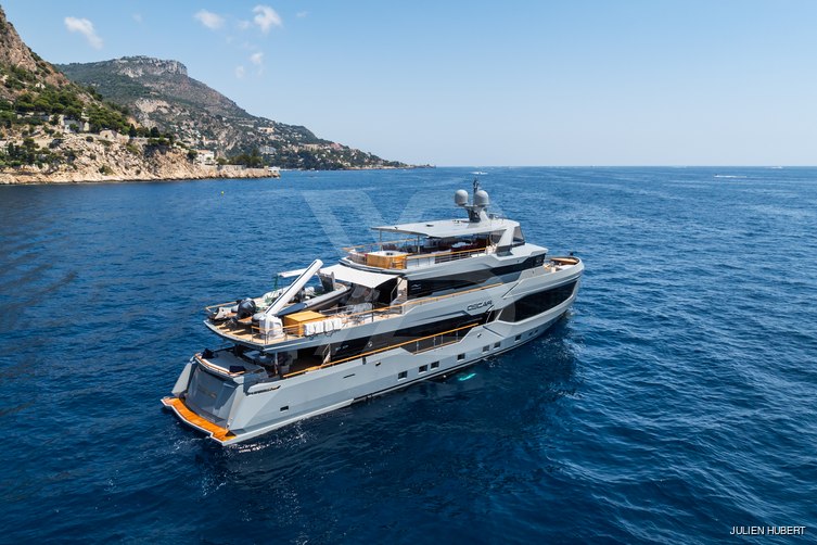 Oscar yacht exterior 6