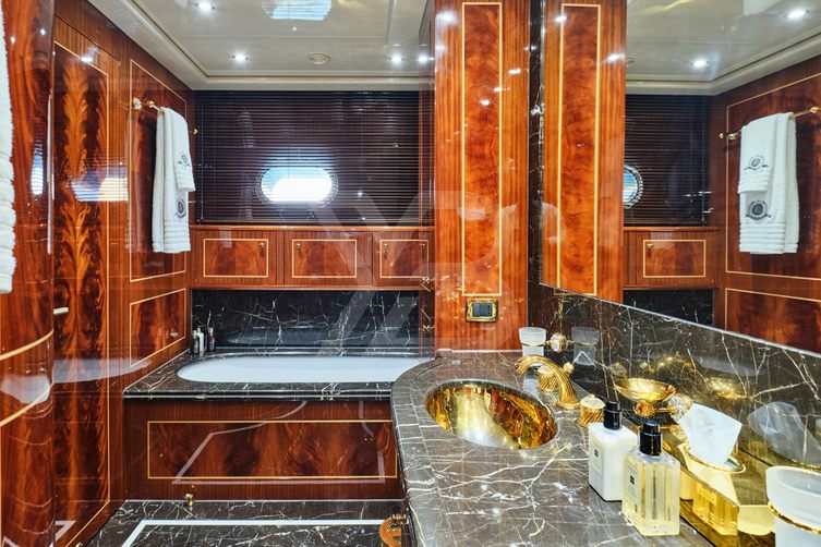 Ability yacht interior 15