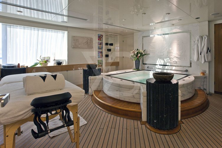 Lady Moura yacht interior 12