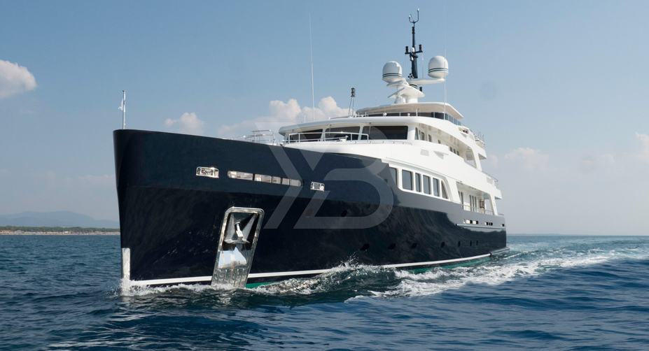 Gio Chi The yacht exterior 12