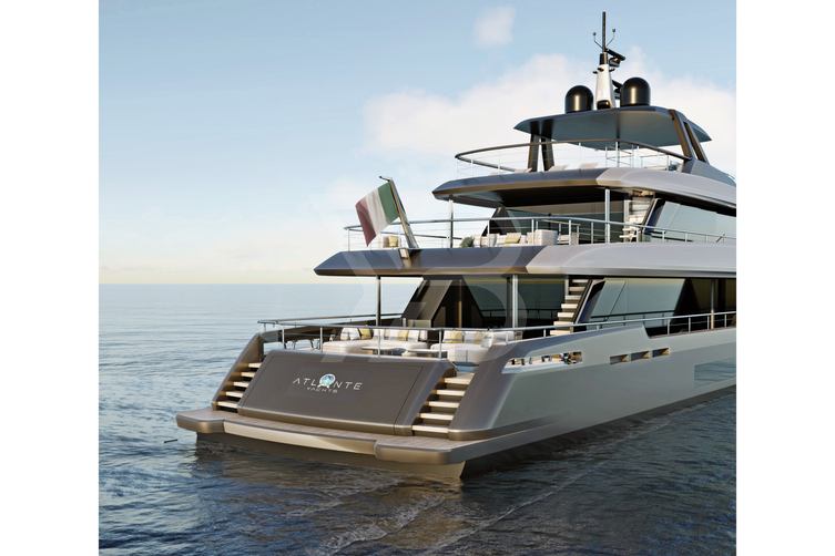 Cabana yacht exterior 10