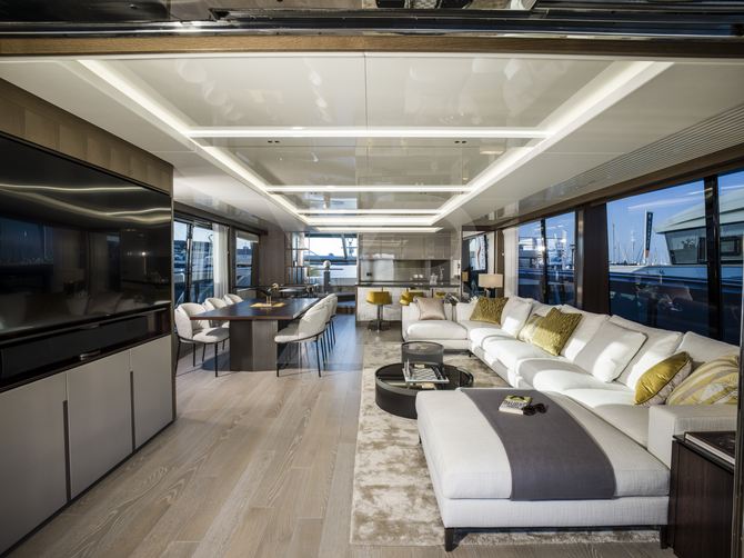 Bandazul yacht interior 7