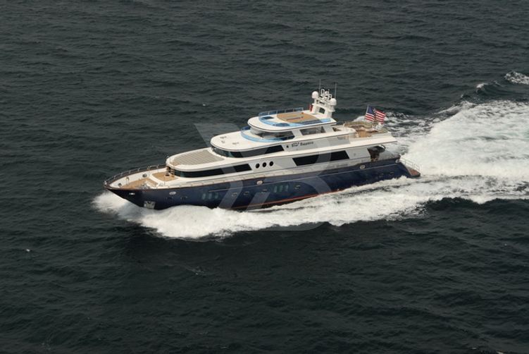 Star Sapphire yacht exterior 4