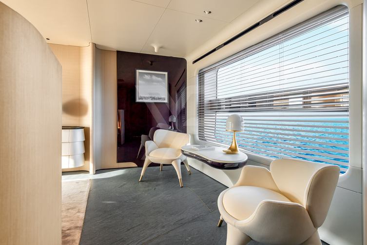 Tanelorn yacht interior 20