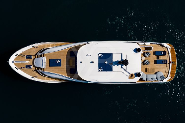 Zout yacht exterior 4