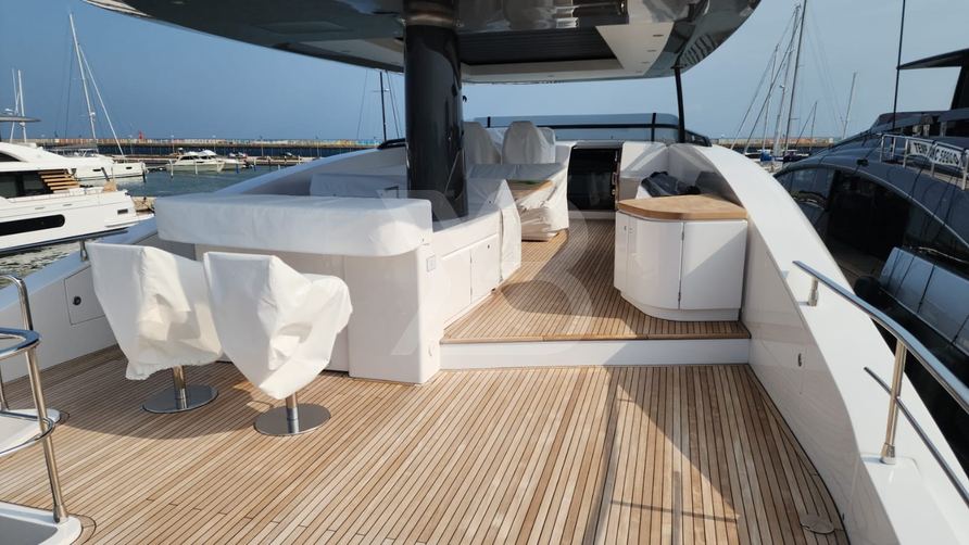 Bayu yacht exterior 5