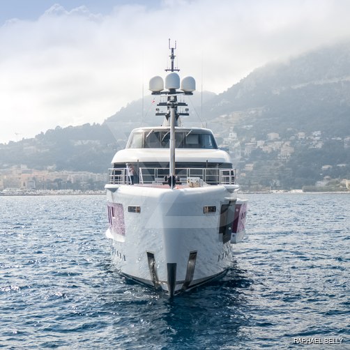 Quinta Essentia yacht exterior 17