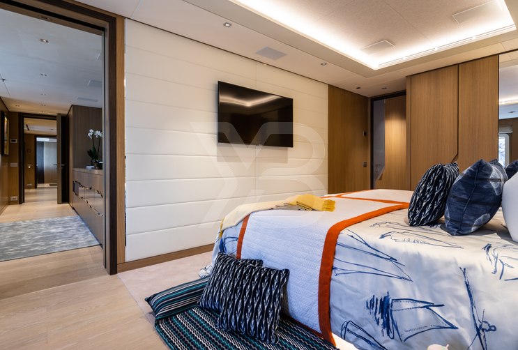 Artisan yacht interior 150