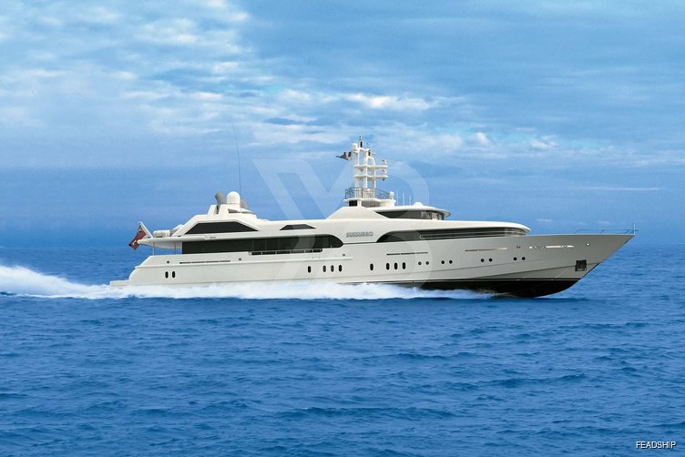 Sussurro yacht exterior 2