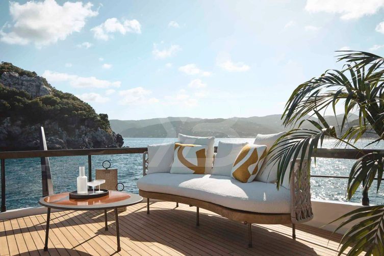 Fly 82 / 01 yacht  11