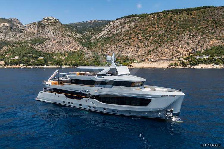 Oscar yacht exterior 9