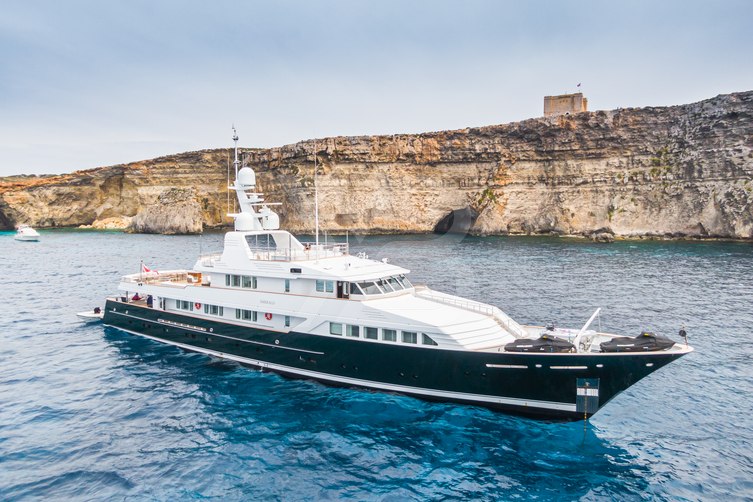 Emerald yacht exterior 7