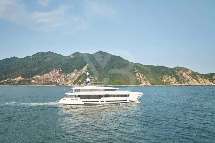 Song of Songs yacht exterior 2