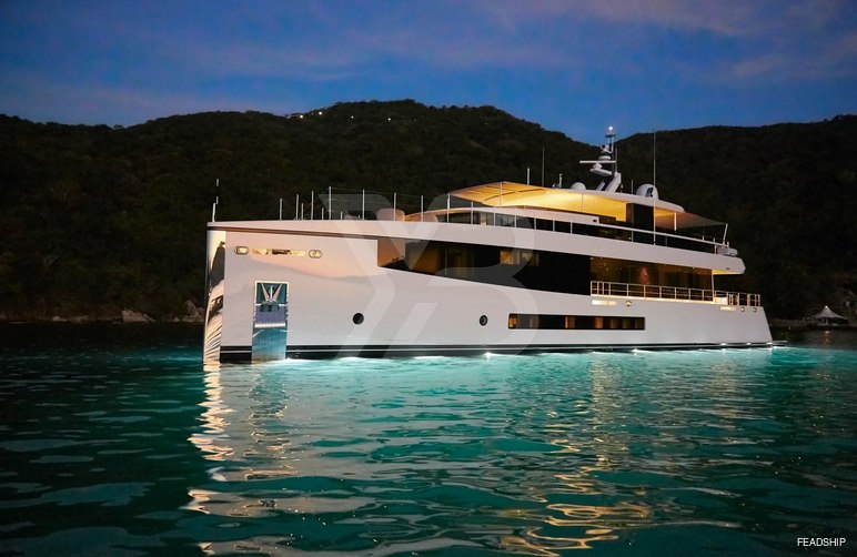 CID yacht exterior 4