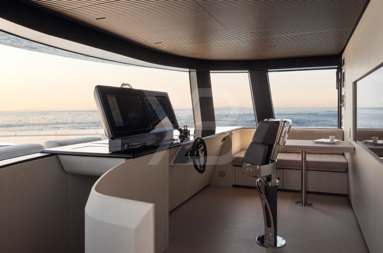 Anmax yacht interior 16