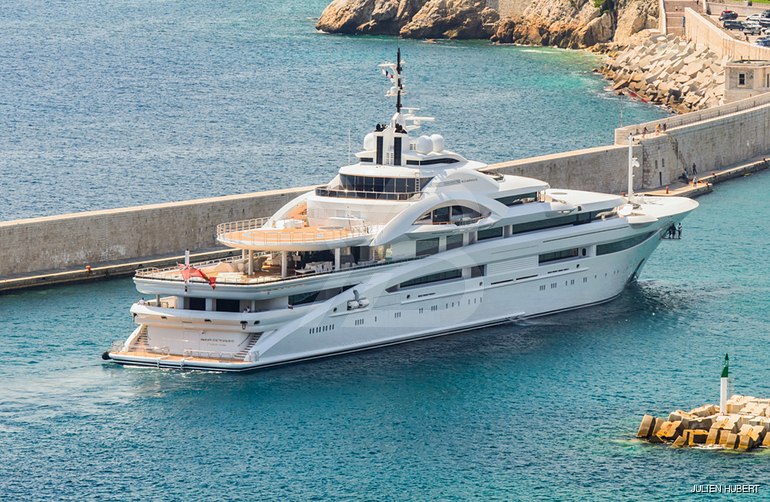 Maryah yacht exterior 16