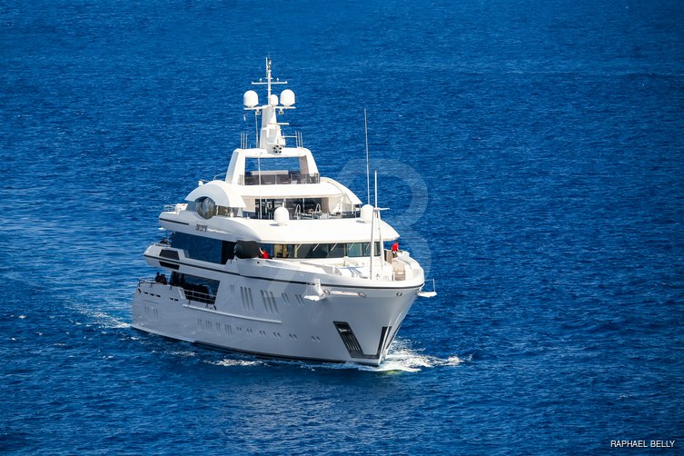 Almax yacht exterior 4